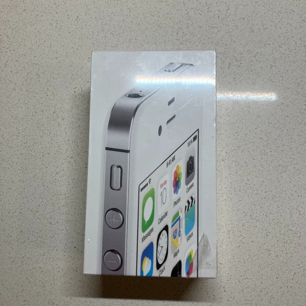 NEW SEALED Apple iPhone 4s - 8 GB - White (AT&T) A1387 MF258LL/A COLLECTIBLE
